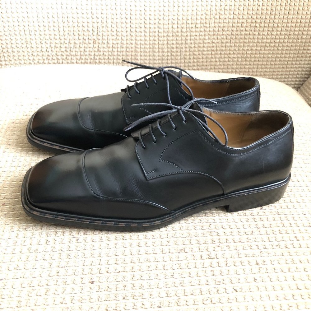 Louis Vuitton Men's Black Dress Shoes . - Picture 6 of 14